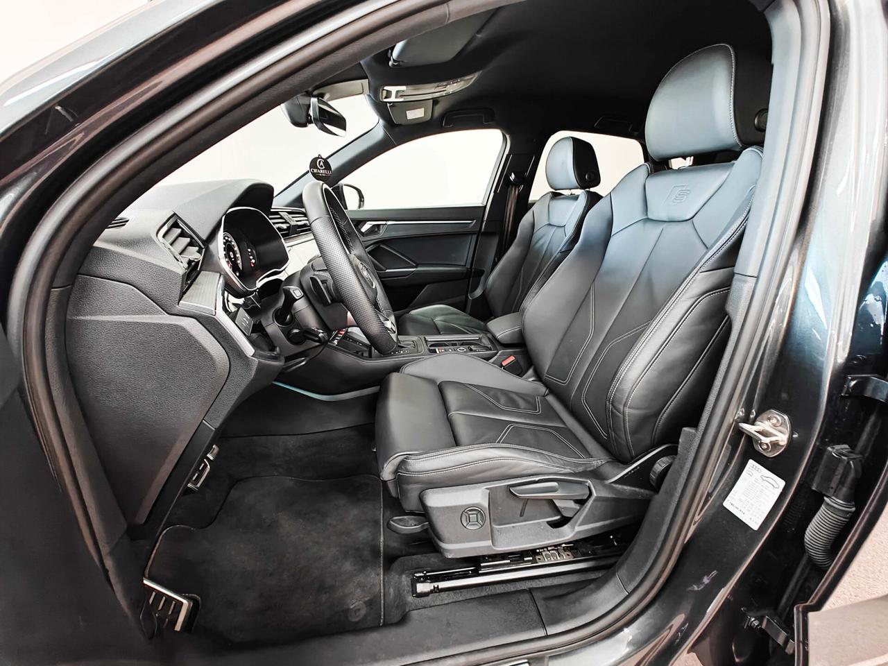 Audi Q3 SPB 35 TDI S tronic Identity Black S-Line