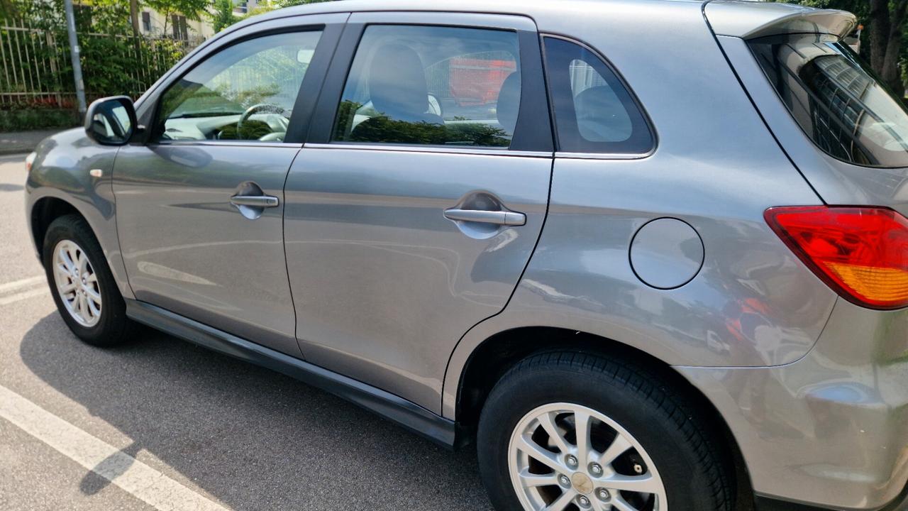 Mitsubishi ASX 1.6 2WD Invite