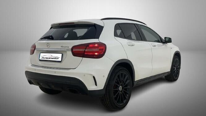 MERCEDES GLA 200D 2.0 136CV NIGHT EDIT. 4MAT. AUTOM.