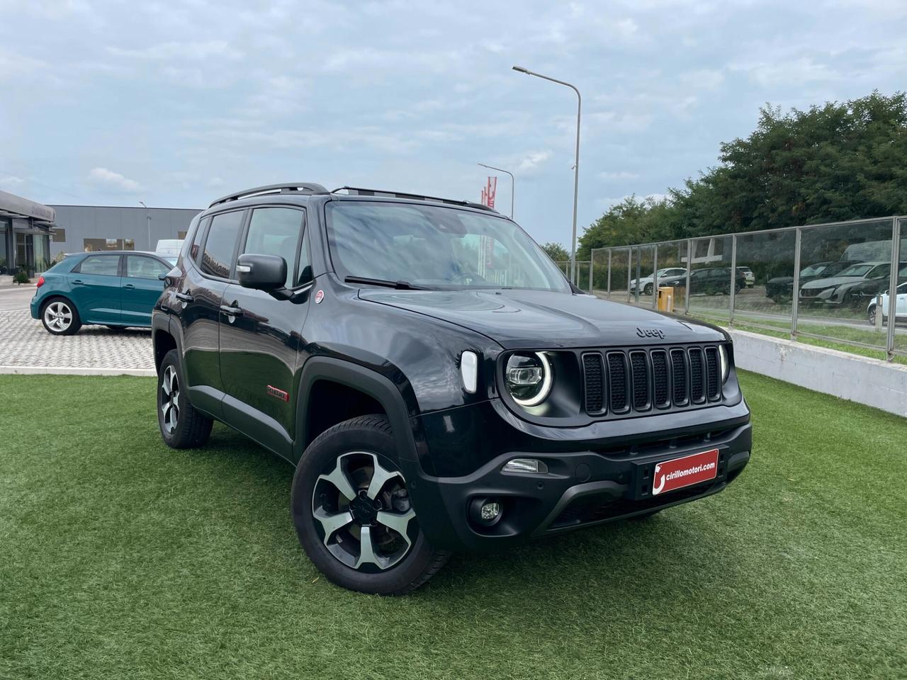 Jeep Renegade 2.0 Mjt 170CV 4WD Active Drive Low Trailhawk