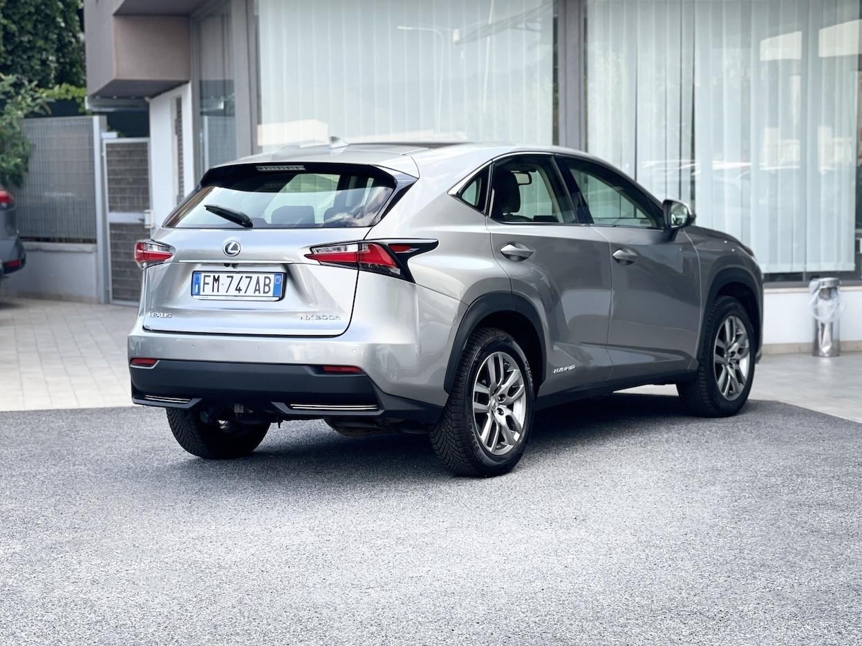 Lexus NX 300h 2.5 Hybrid 155CV E6 Automatica - 2017