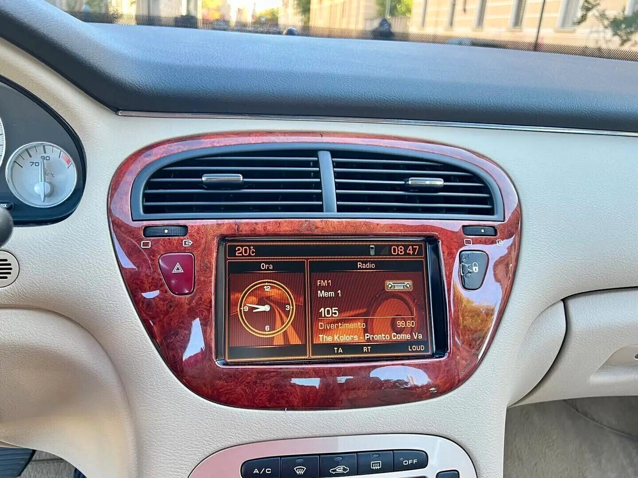 Peugeot 607 2.7 V6 24V HDi FAP aut. Avorio