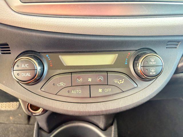 TOYOTA Yaris 1.5 Hybrid 5 porte Lounge AUTOMATICA OK NEOPATENTA