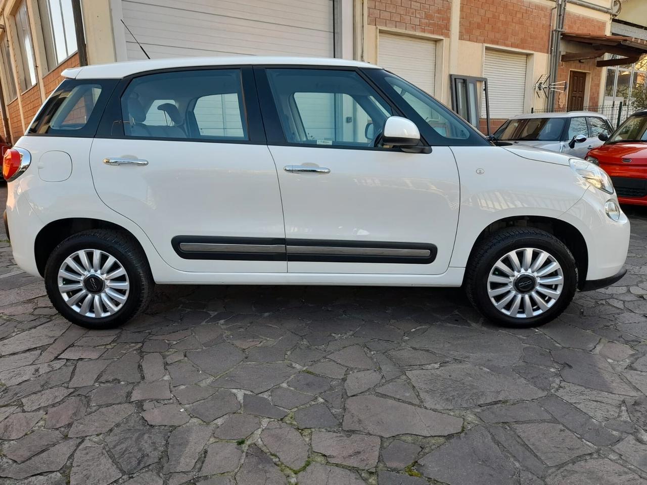 Fiat 500L 0.9 TwinAir Turbo Natural Power Lounge