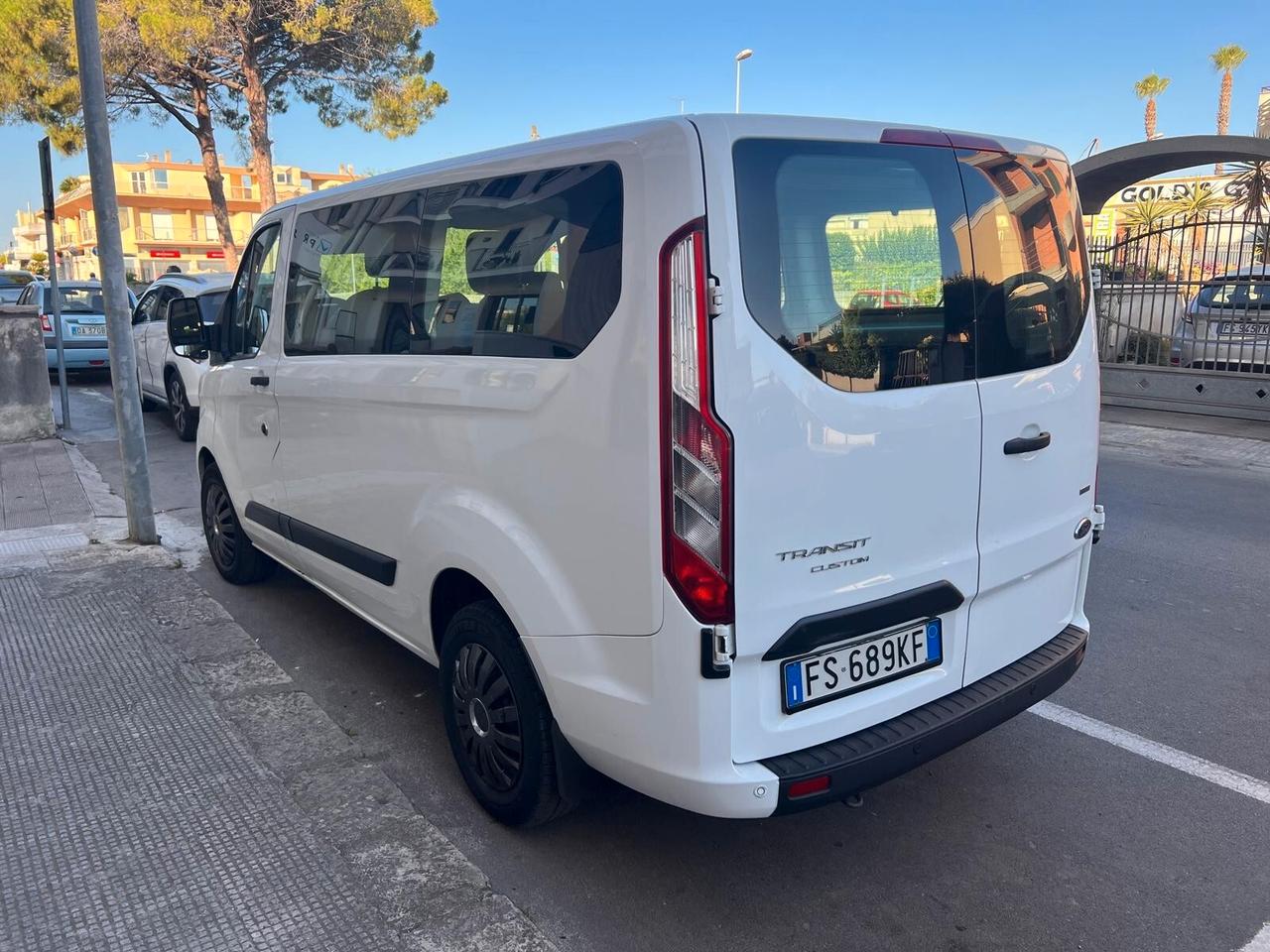 Ford Tourneo Custom Transit 9 posti
