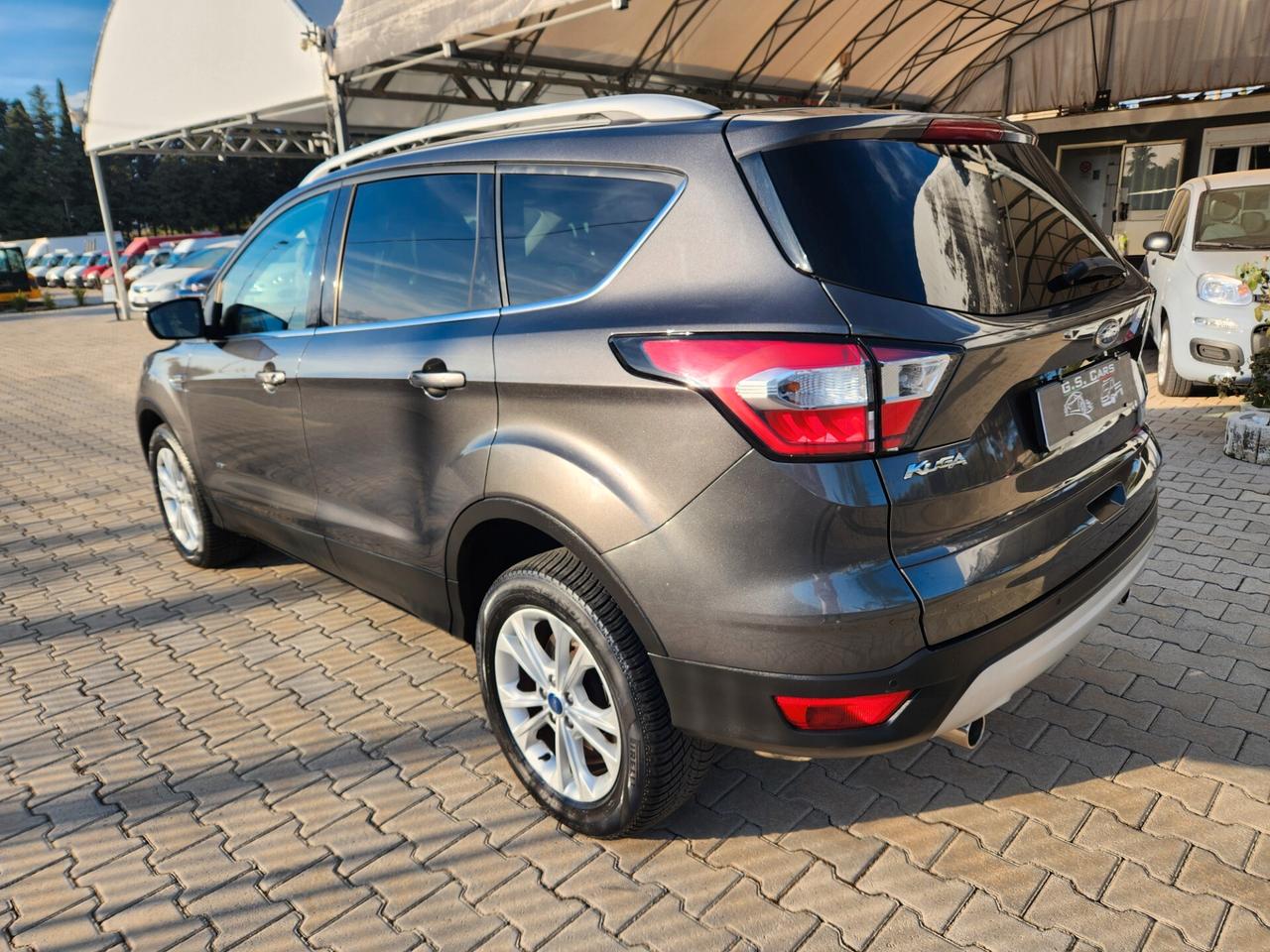 Ford Kuga AUTOMATICO