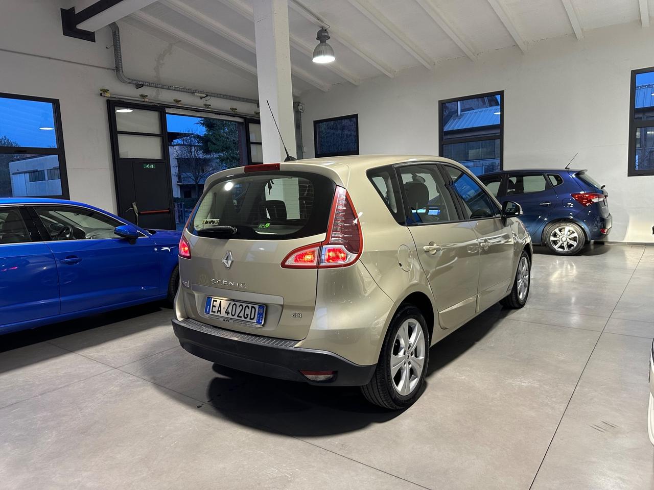 Renault Scenic Scénic X-Mod 1.5 dCi 110CV Luxe