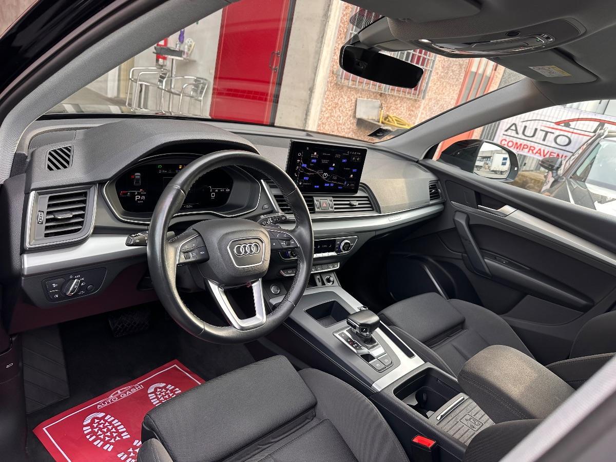 AUDI - Q5 - 40 TDI quattro S tronic Business
