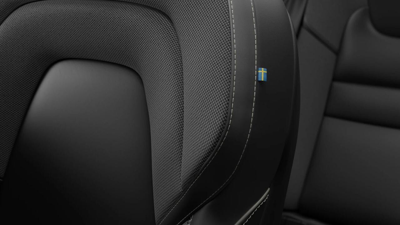 Volvo V60 B4 (d) automatico Plus Bright