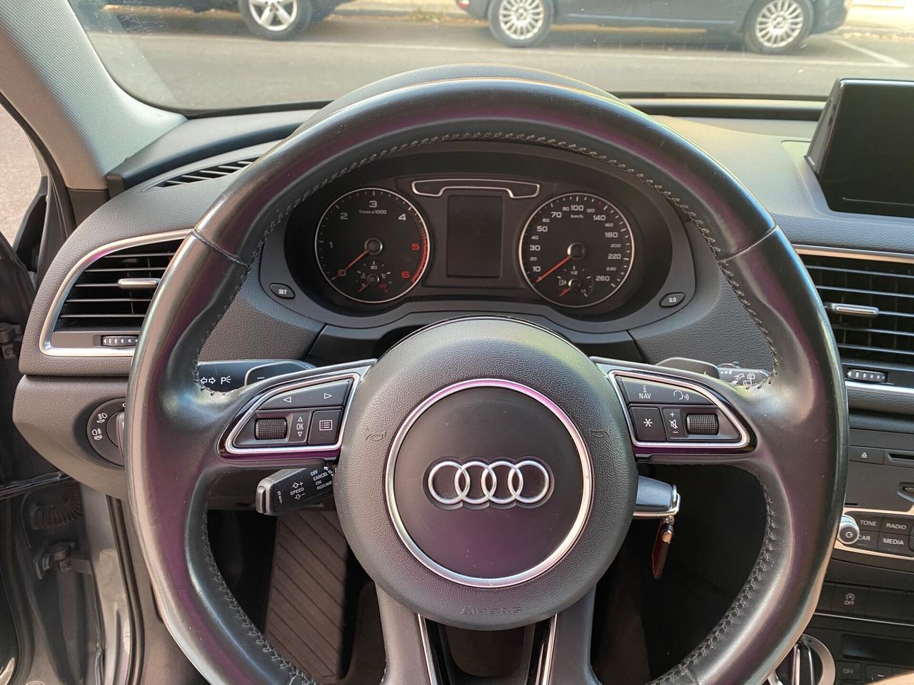 Audi Q3 2.0 TDI quattro Business Plus