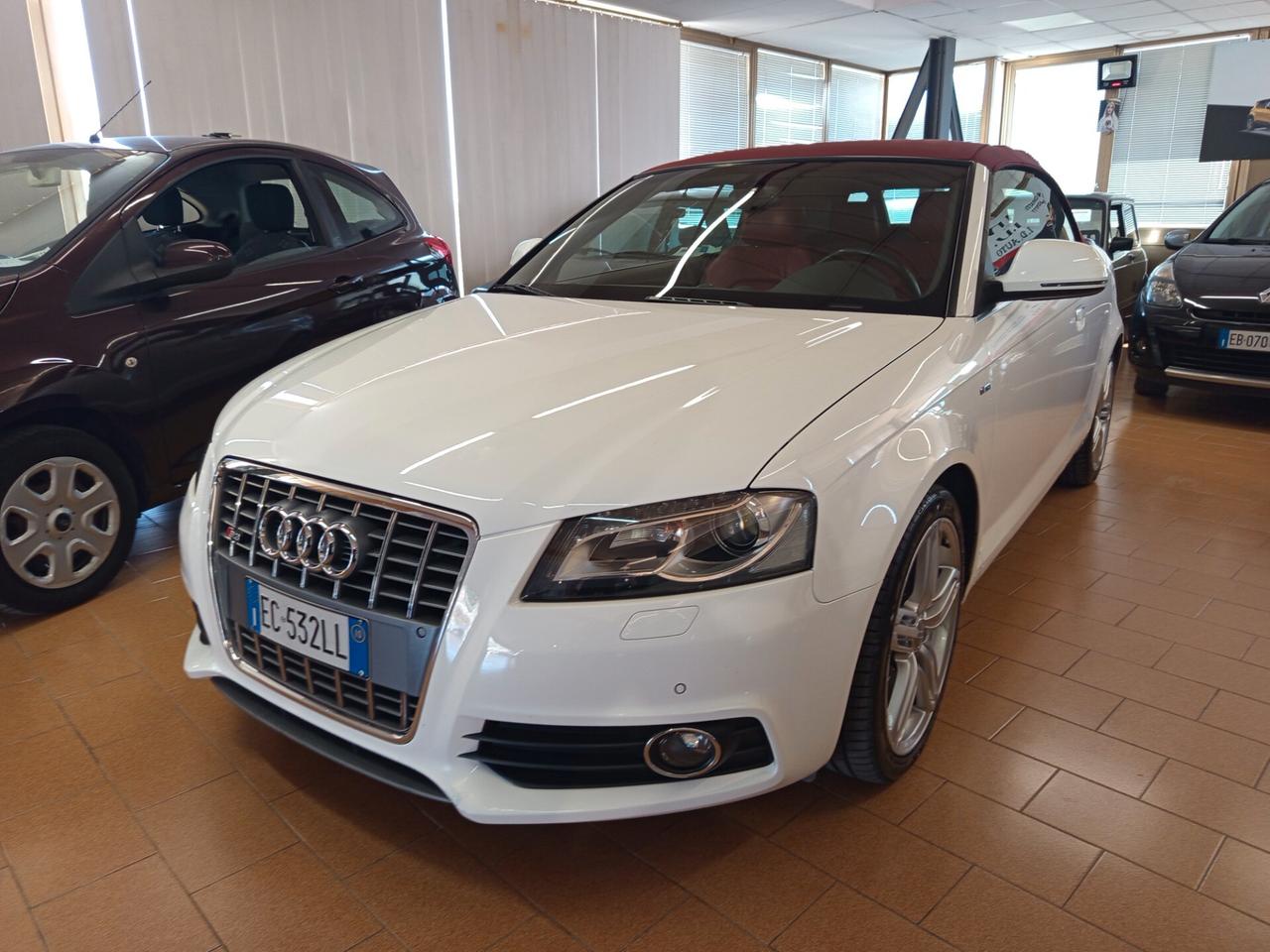 Audi A3 Cabrio 1.6 TDI 105 CV CR Ambition ok neopatentati