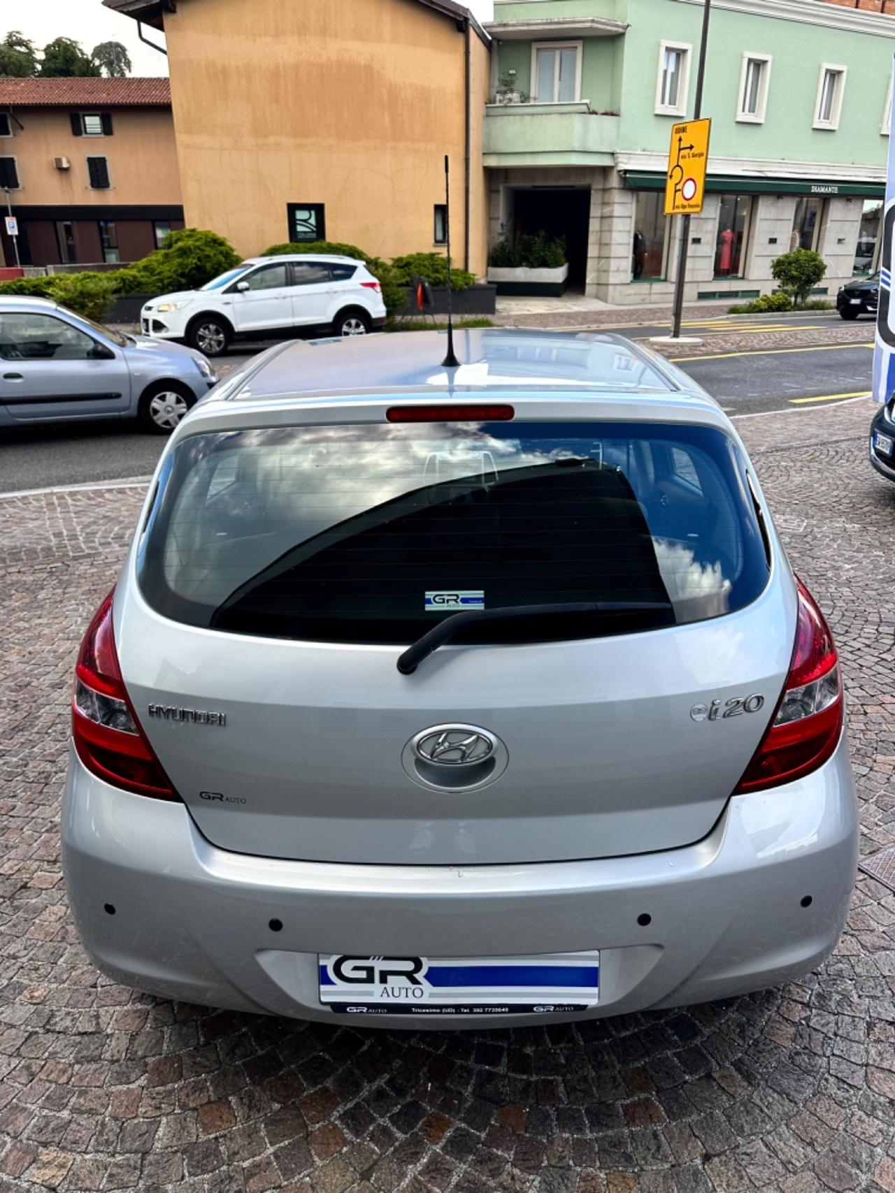 Hyundai i20 1.2Bz 78Cv 5P - Neopatentati