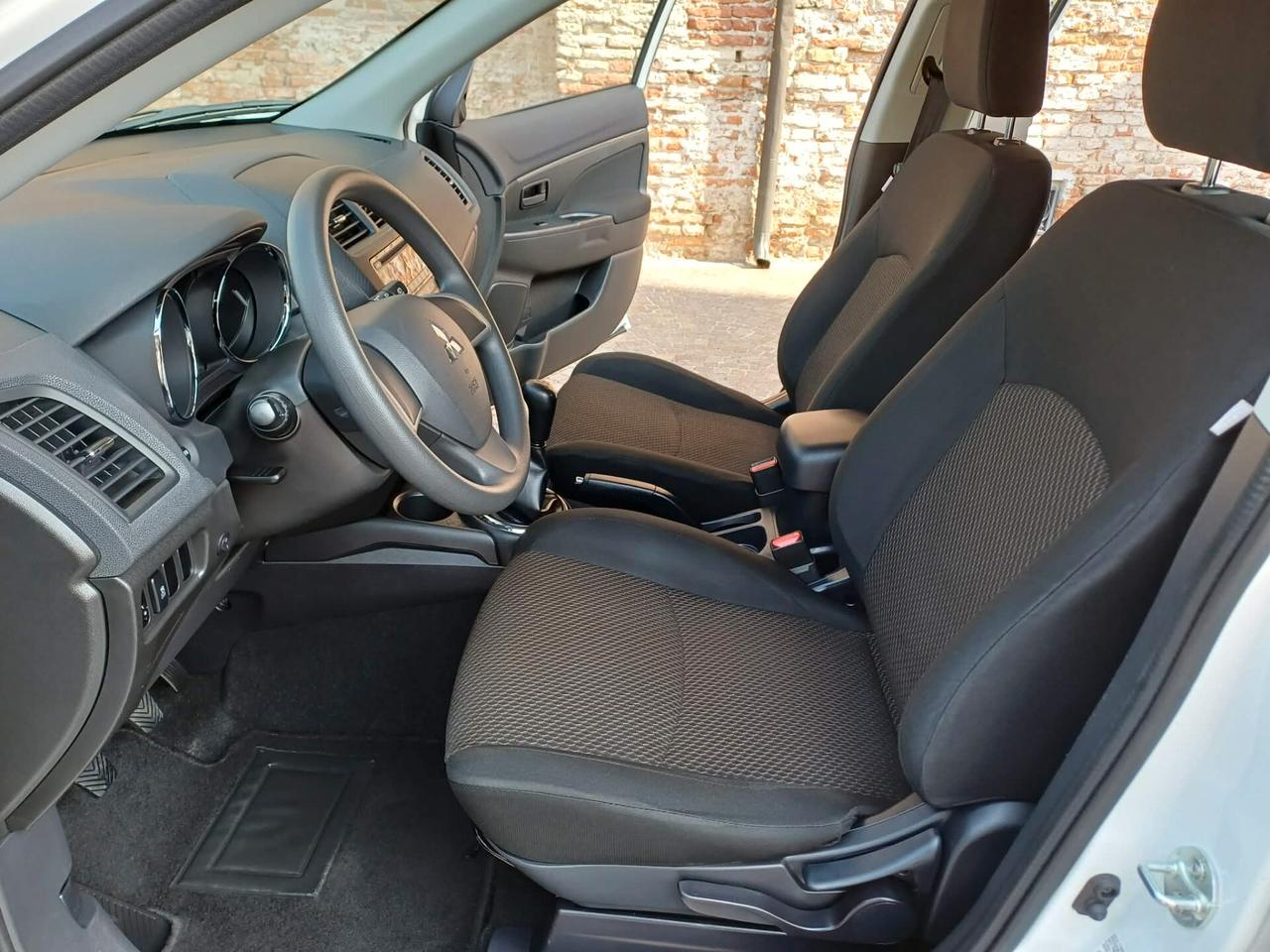 Mitsubishi ASX 1.6 2WD GPL Bi-Fuel Inform