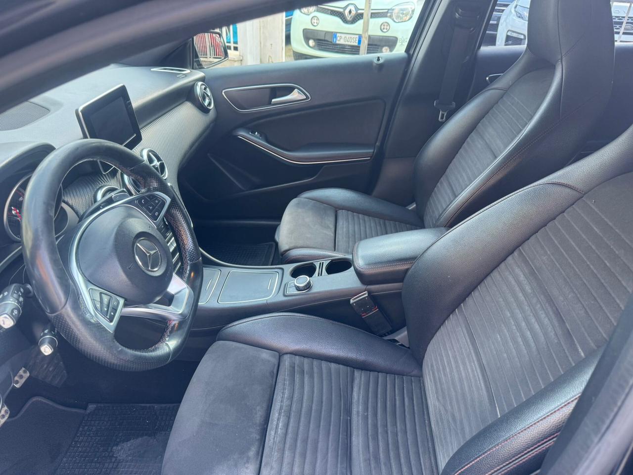 Mercedes-benz A 180 d Automatic Premium