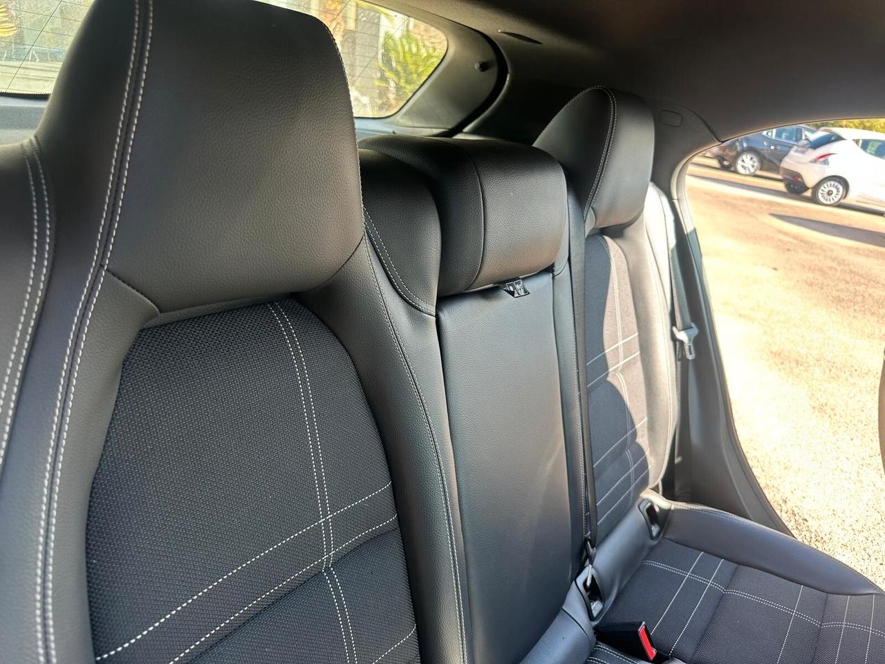 Mercedes-benz A 180 CDI BlueEFFICIENCY Executive