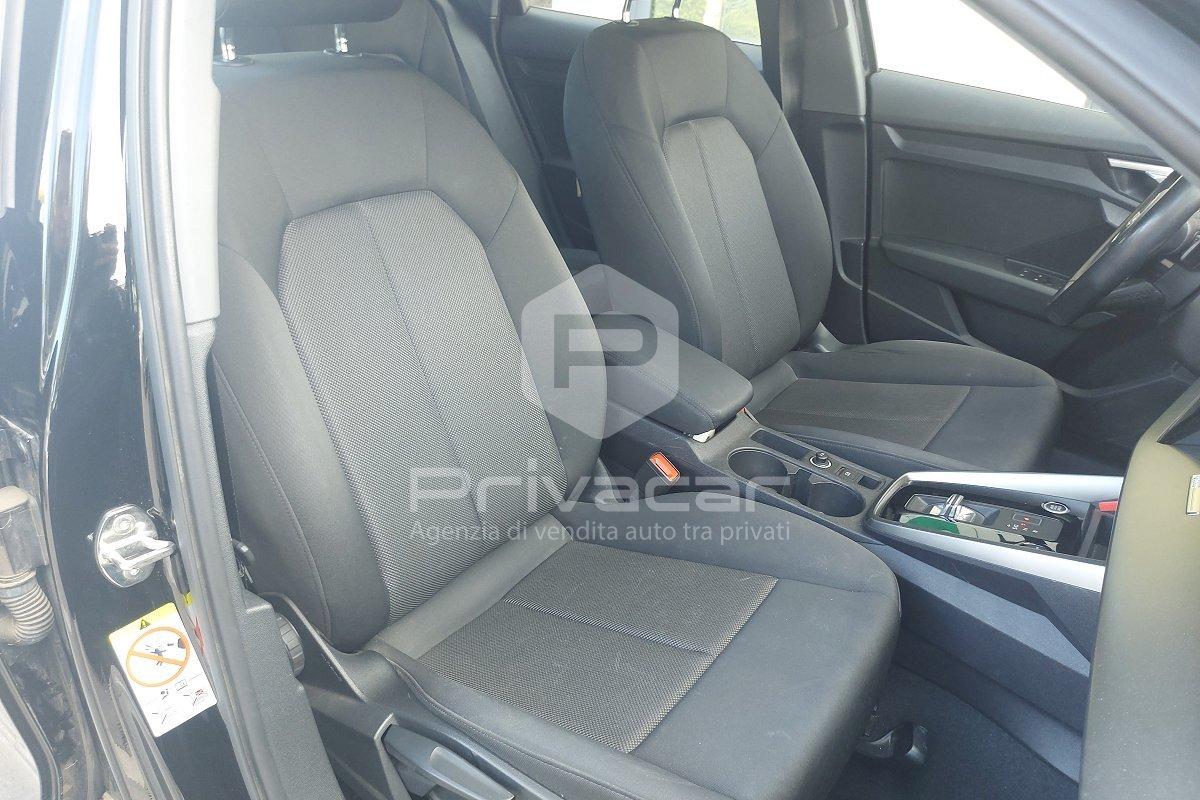 AUDI A3 SPB 30 g-tron S tronic Business