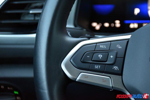 VOLKSWAGEN T-Roc 1.5 TSI 150 CV DSG LIFE + TECH PACK - I.Q DRIVE -