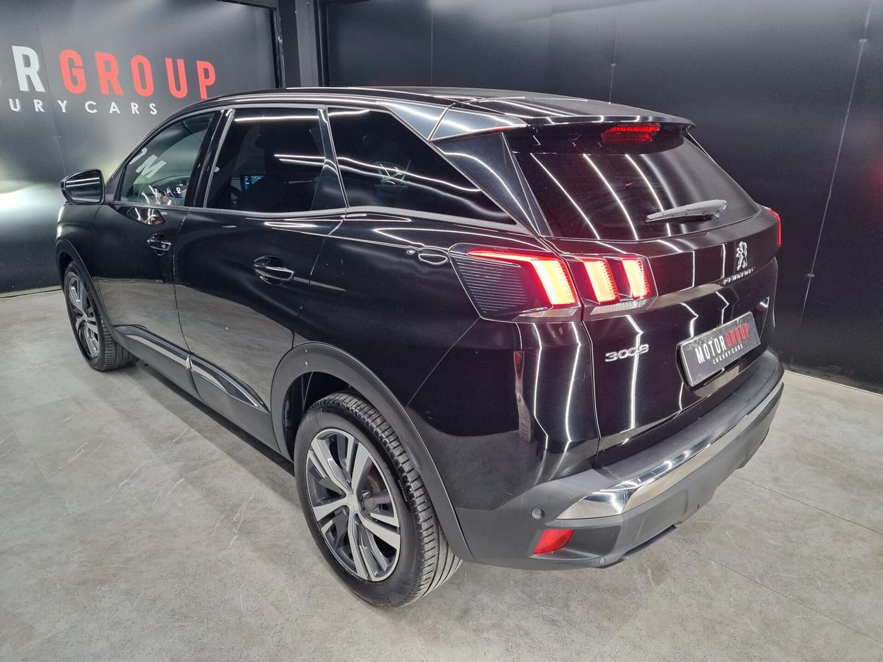 Peugeot 3008 1.5 BlueHDi 130 S&S EAT8 Allure