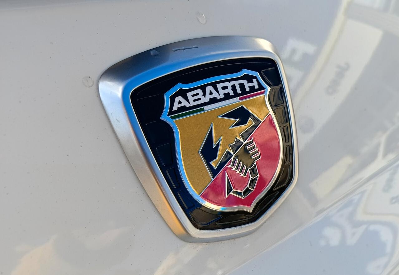 Abarth 595 1.4 Turbo T-Jet 165 CV Turismo