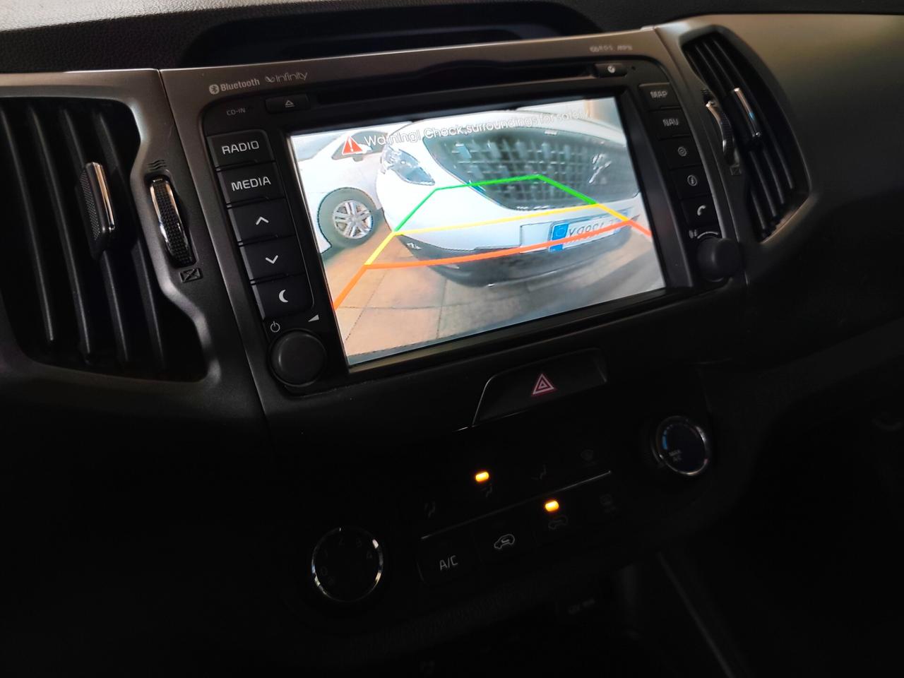 Kia Sportage 1.7 CRDI 115 CV Leggi