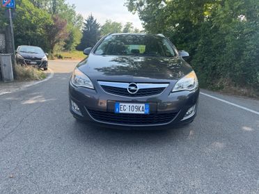 Opel Astra 1.7 CDTI 110CV Sports Tourer Cosmo