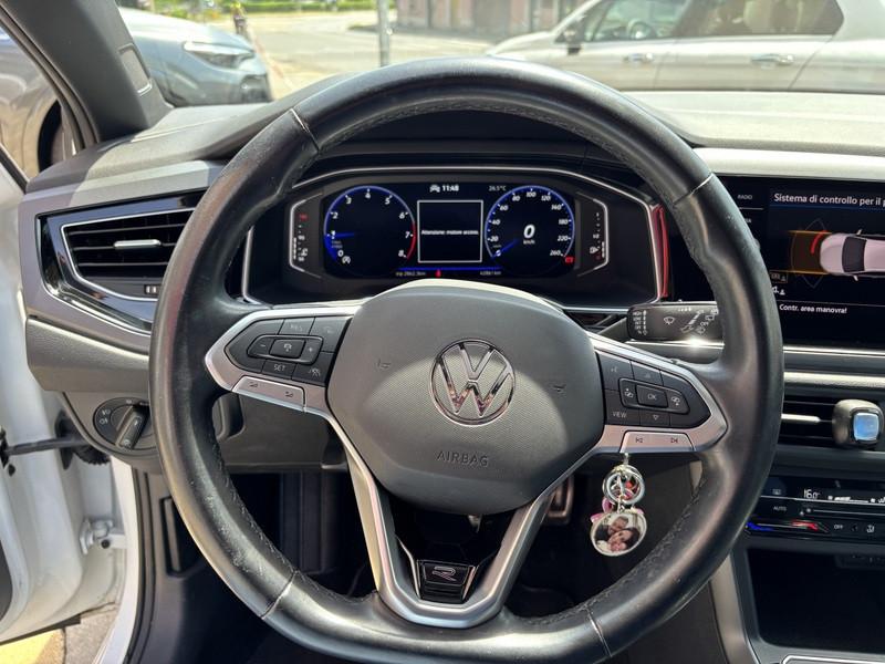 Volkswagen Taigo 1.0 tsi R-Line 110cv MATRIX-APP CONNECT-17"