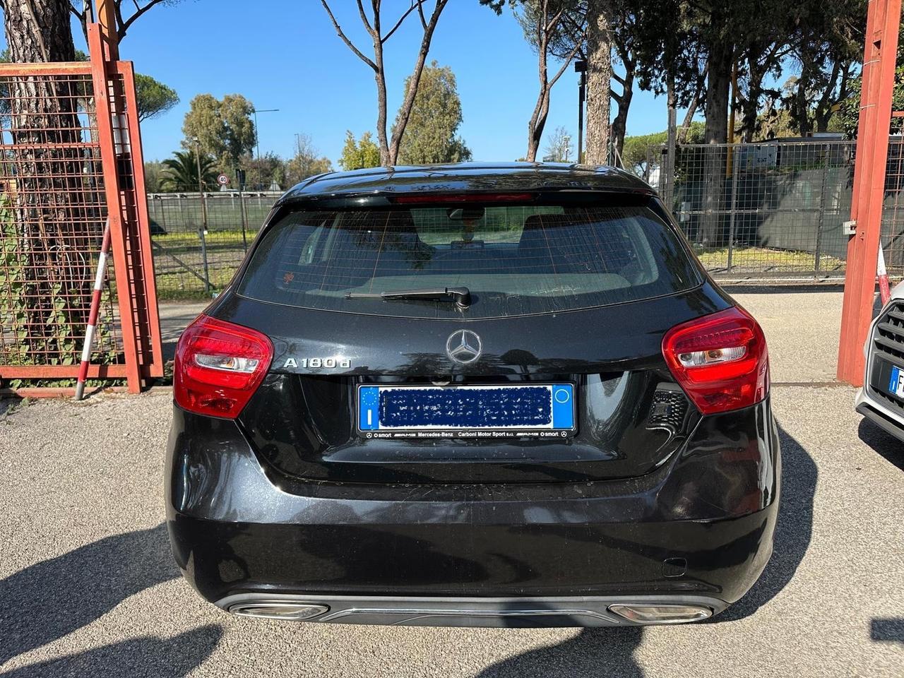 Mercedes-benz A 180 A 180 d Sport NAVIGATORE RETROCAMERA PDC CERCHI 17 GARANZIA 24 MESI