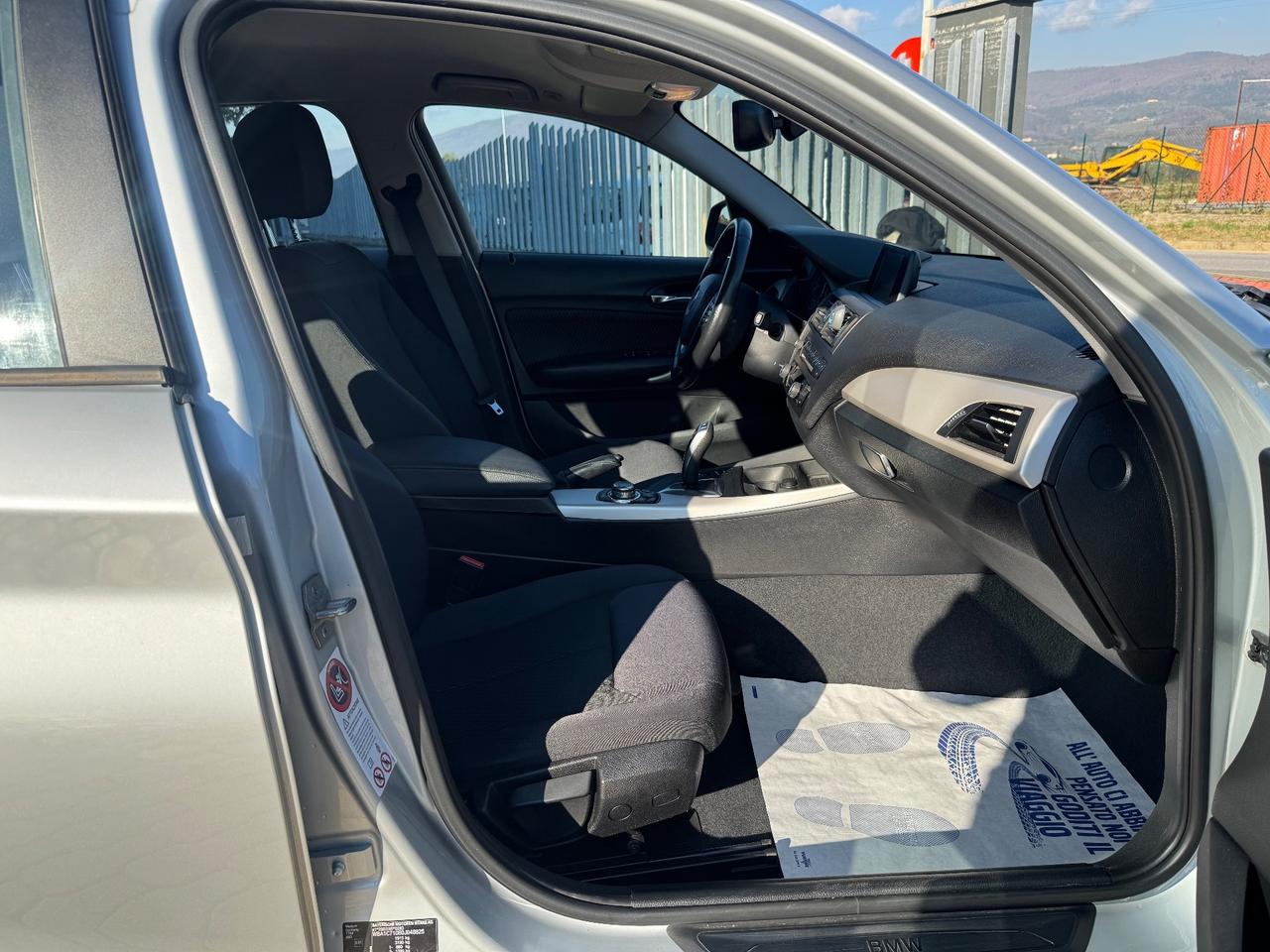 Bmw 116 116d 5p. Urban