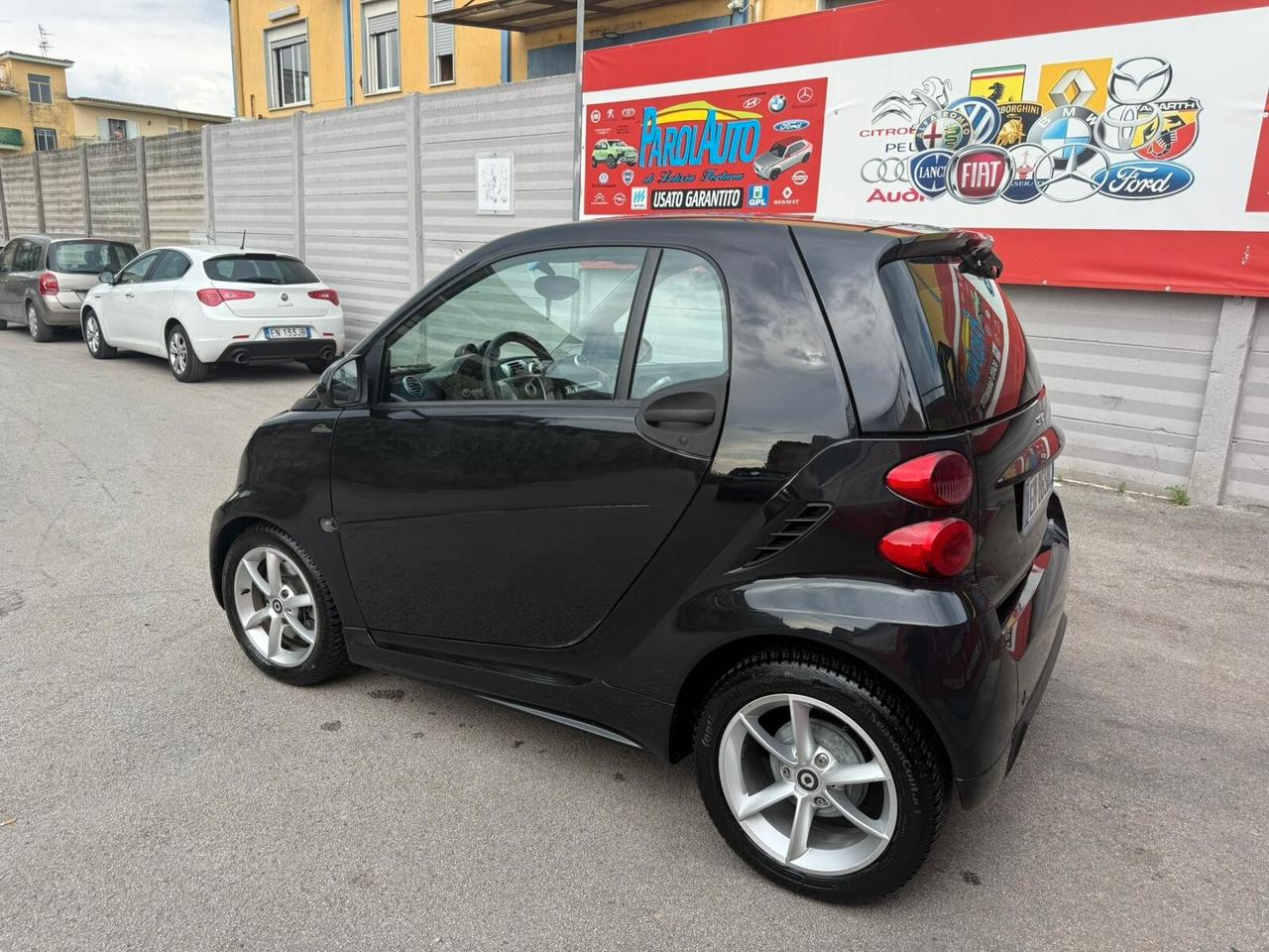 Smart ForTwo 1.0 71cv MHD coupé - 2012