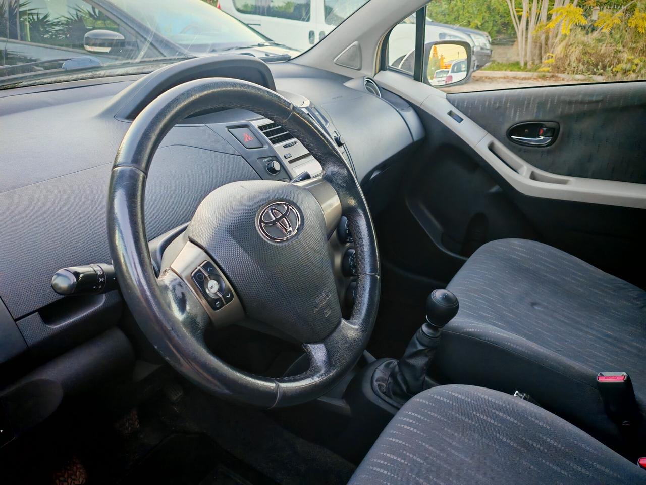 Toyota Yaris 1.4 D-4D Full Optional 2009