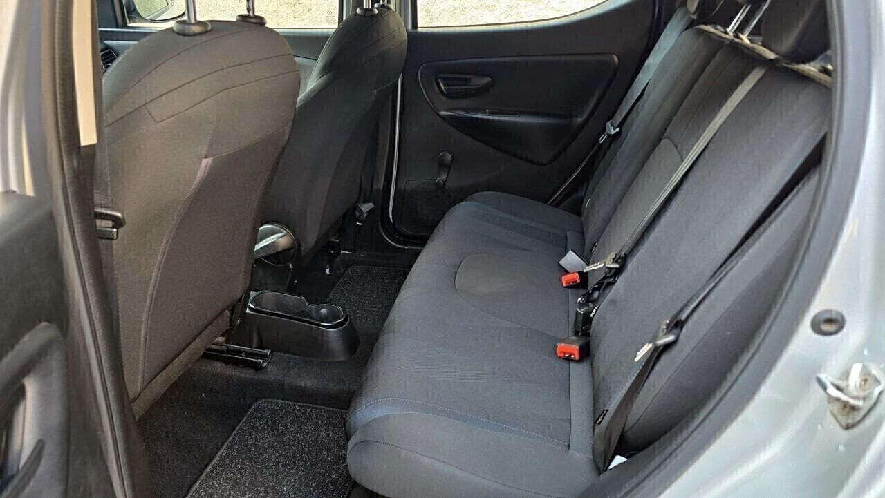 Lancia Ypsilon 1.3 MJT 95CV S&S GOLD