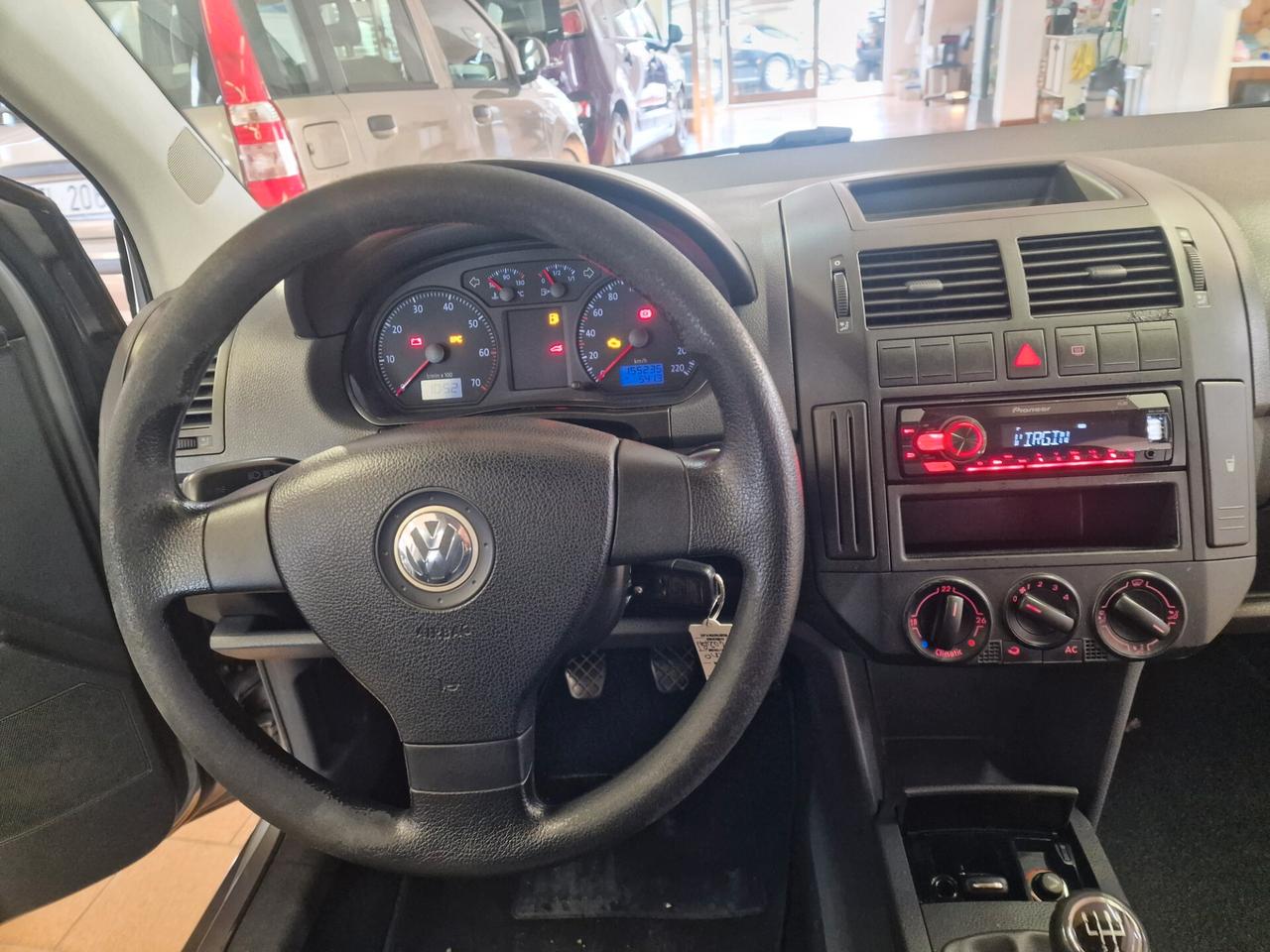 Volkswagen Polo 1.4/80CV 16V 5p. Comfortline