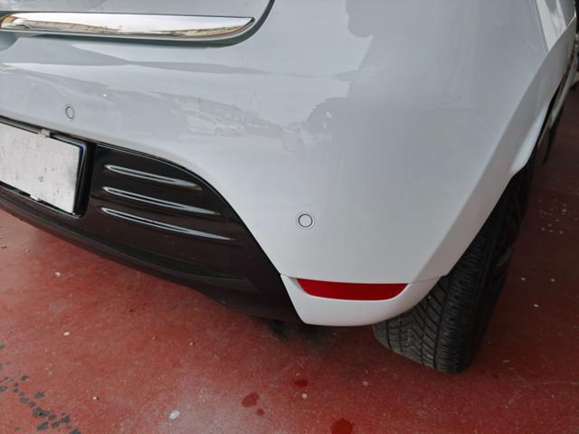 RENAULT Clio 1.2 Benzina ( KM 90.000 TAGLIANDATI )