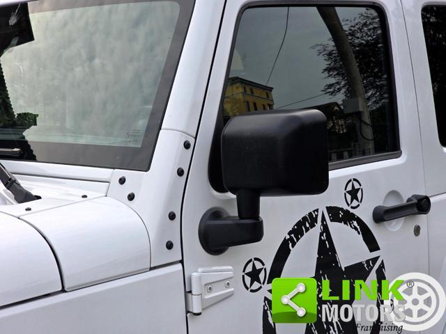 JEEP Wrangler 3p 2.8 crd Sahara auto