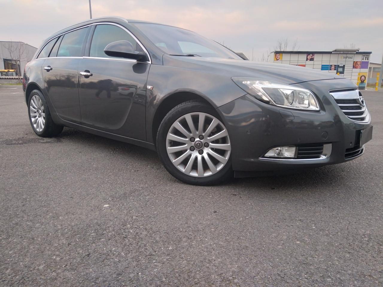 Opel Insignia 2.0 CDTI 160CV Sports Tourer Cosmo top di gamma