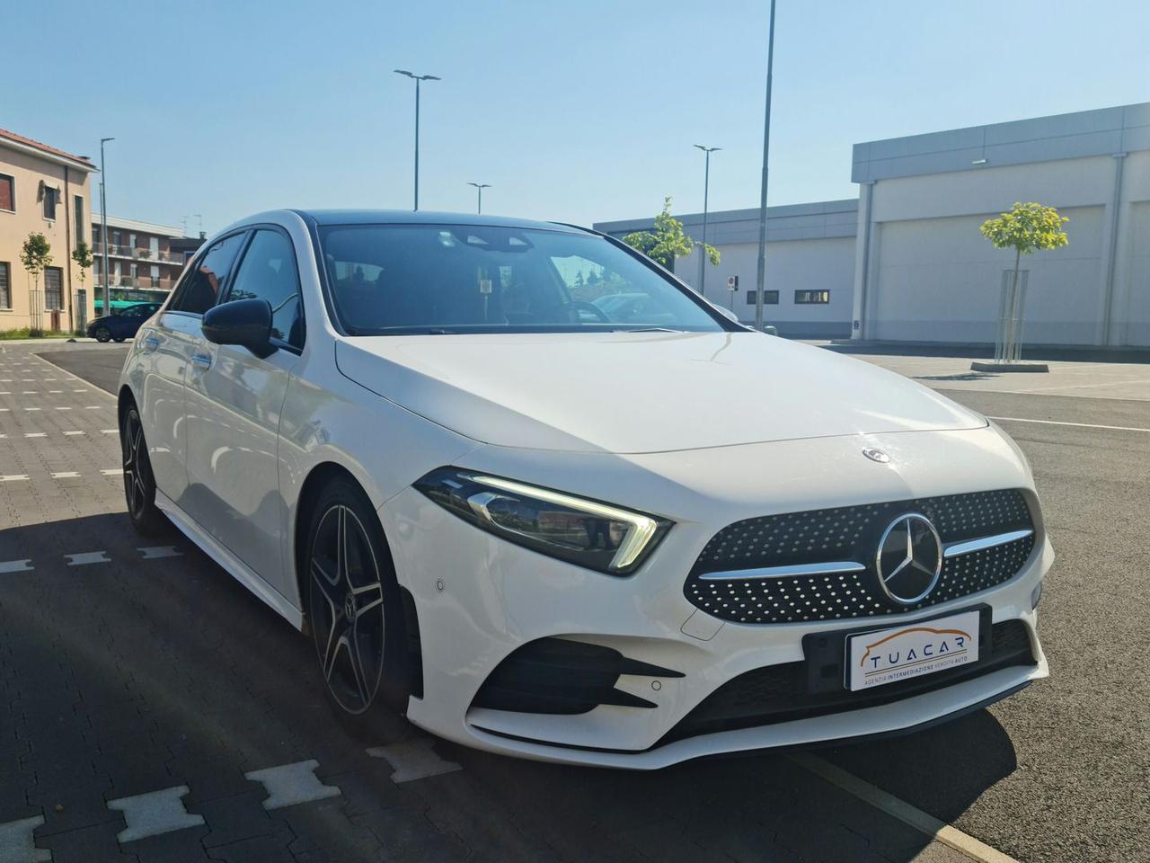 Mercedes-Benz A 180 AMG Line Premium #6483