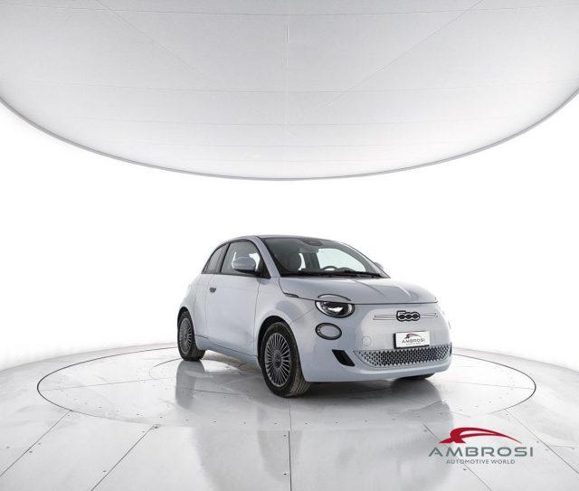 FIAT 500 Icon 3+1 42 kWh