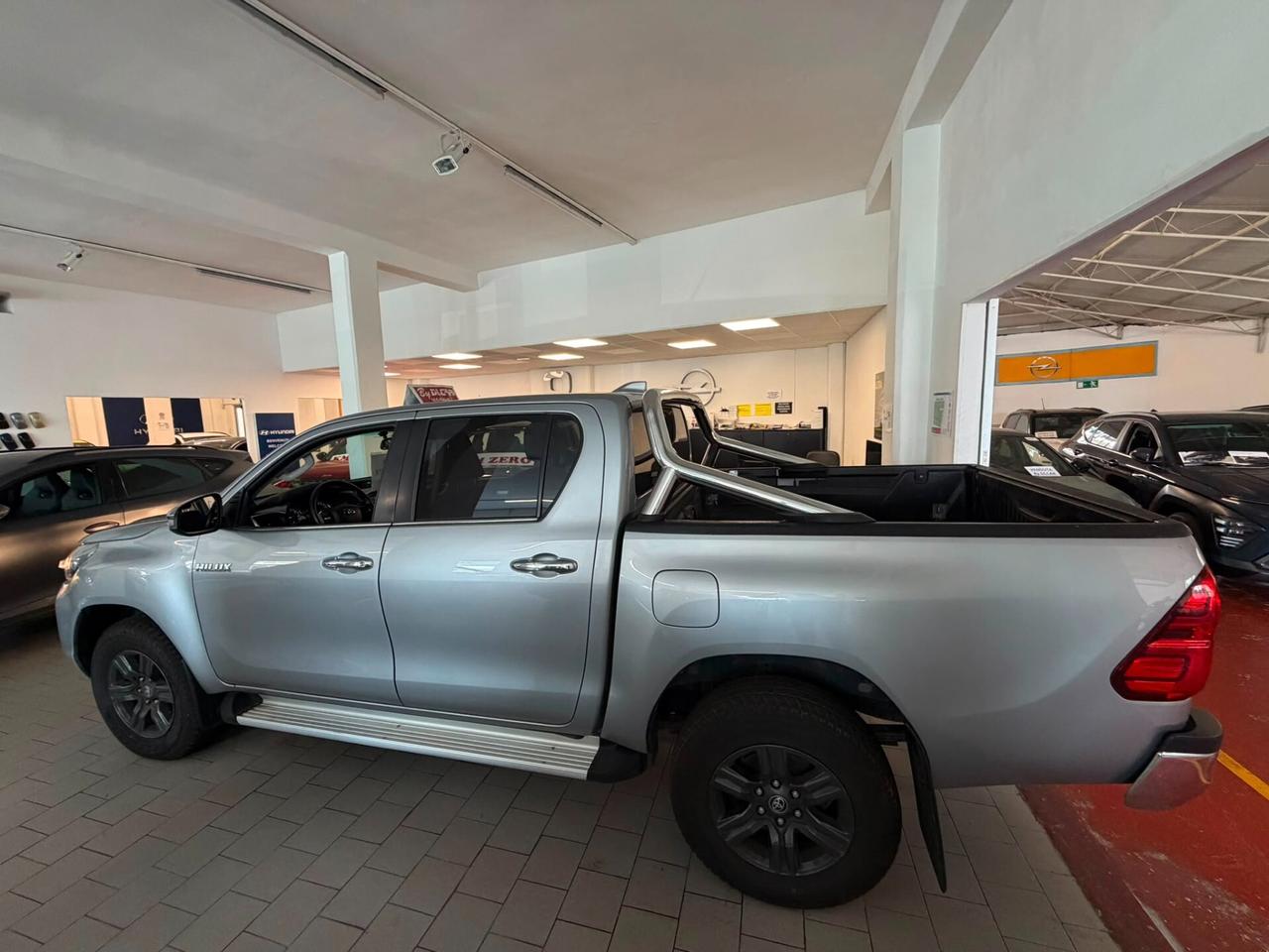 Toyota Hilux 2.4 D-4D 4WD 4 porte Double Cab Executive