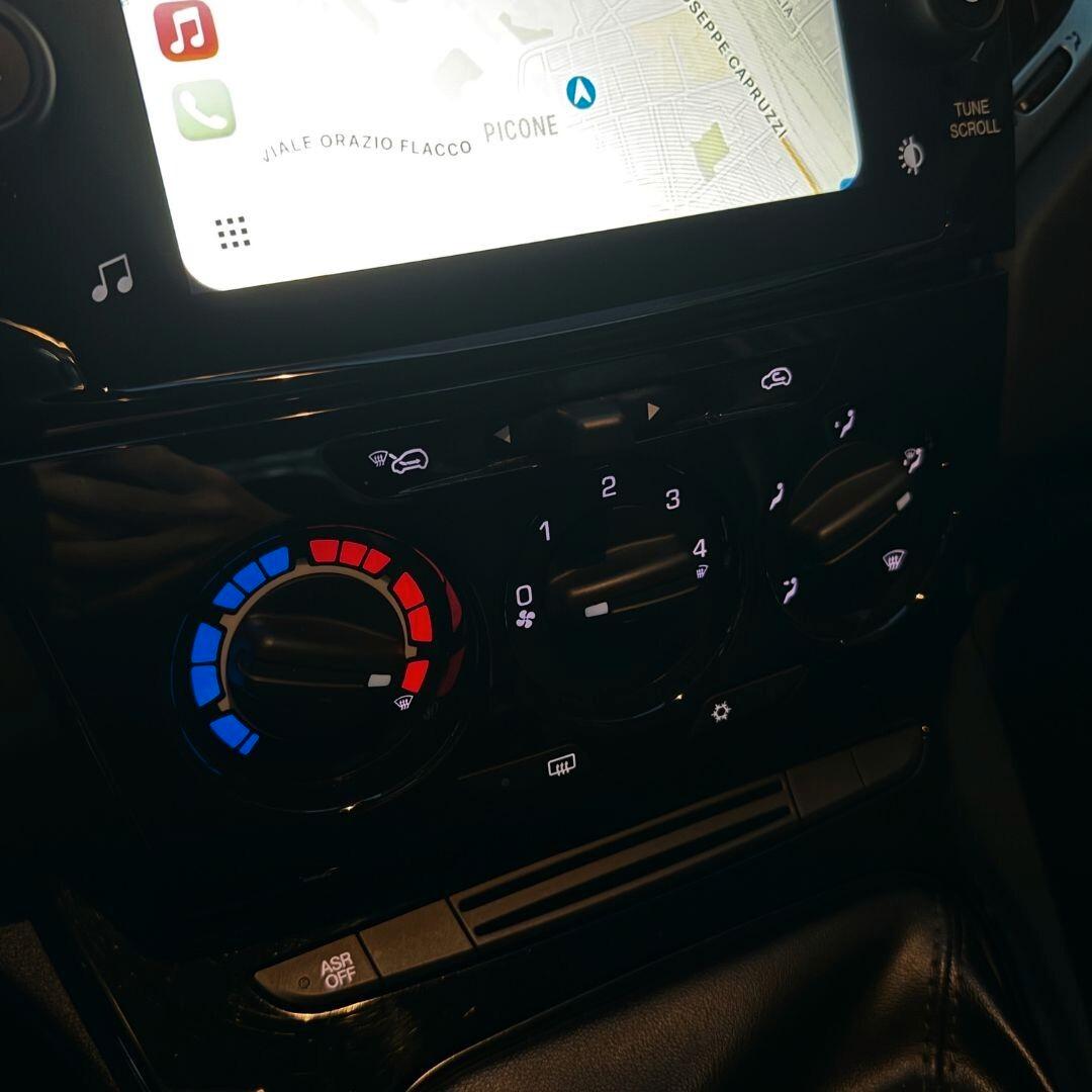 Lancia Ypsilon 1.0 Hybrid 2024