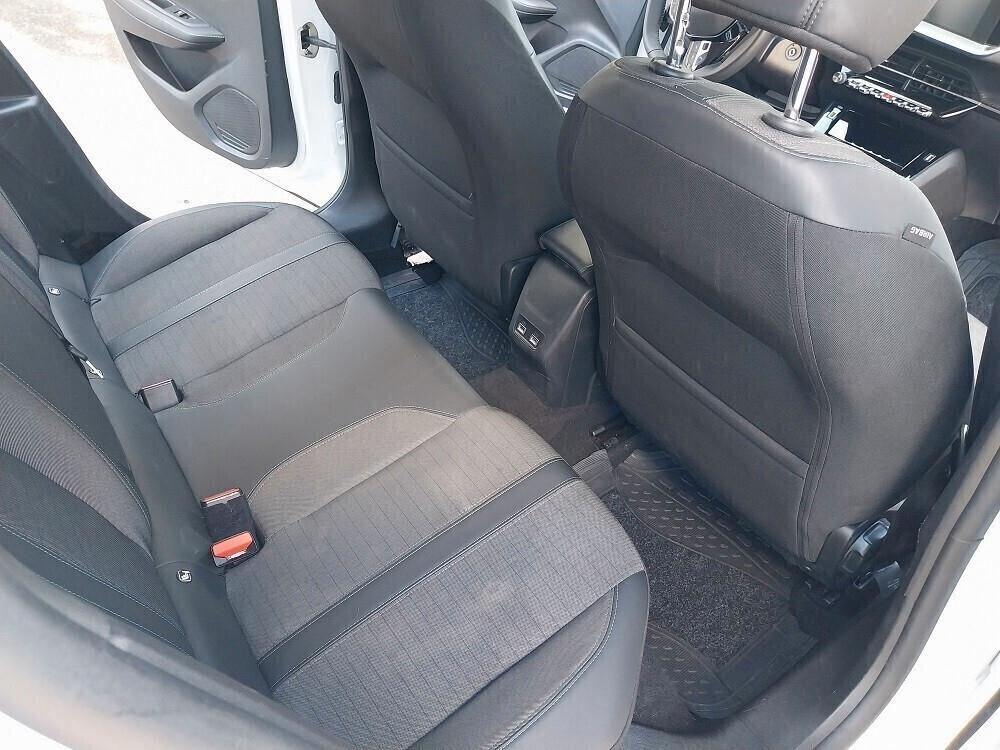 Peugeot 208 PureT. 100 EAT8 5 p Allure Automatic