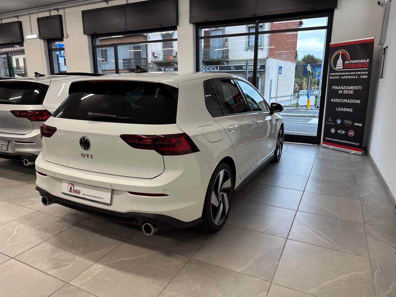 Volkswagen Golf GTI Golf 2.0 TSI GTI DSG PERFORMANCE