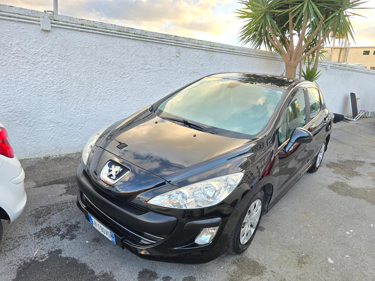 Peugeot 308 1.6 8V HDi 93CV 5p. Active