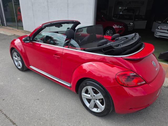 VOLKSWAGEN Maggiolino Cabrio 2.0 TDI Sport 6 marce FARI LED