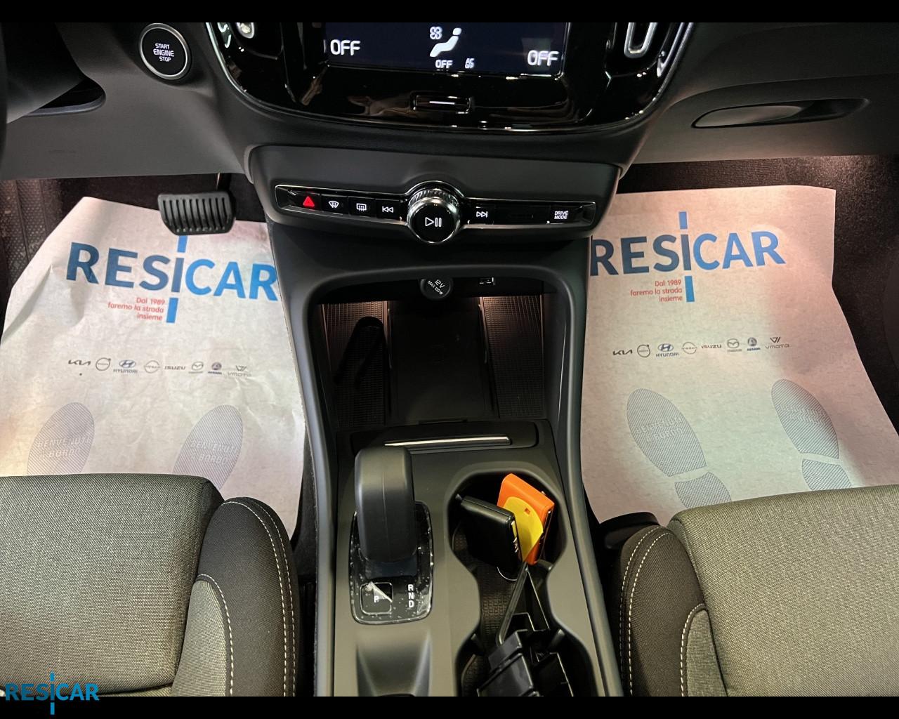 VOLVO XC40 RECHARGE CORE T4 AUT
