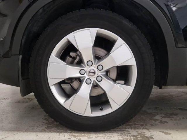 VOLVO XC40 T2 Momentum (AUTOCARRO N1)