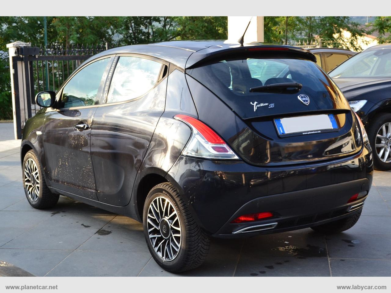 LANCIA Ypsilon 1.2 69 CV 5p. GPL Ecochic S MOMODESIGN