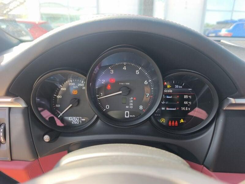 Porsche Macan I 2022 2.0 265cv pdk