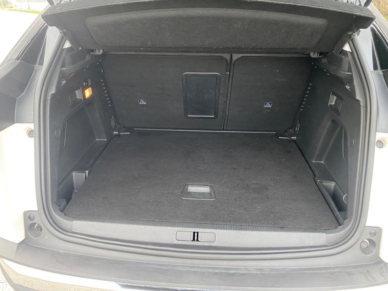 Peugeot 3008 BlueHDi 130 S&S Allure