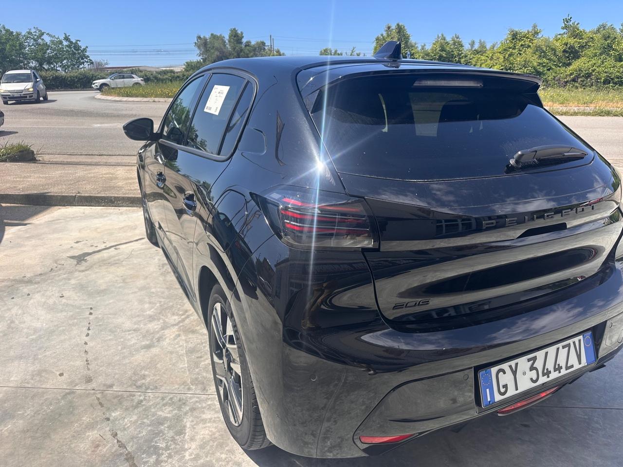 Peugeot 208 PureTech 100 Stop&Start 5 porte Allure