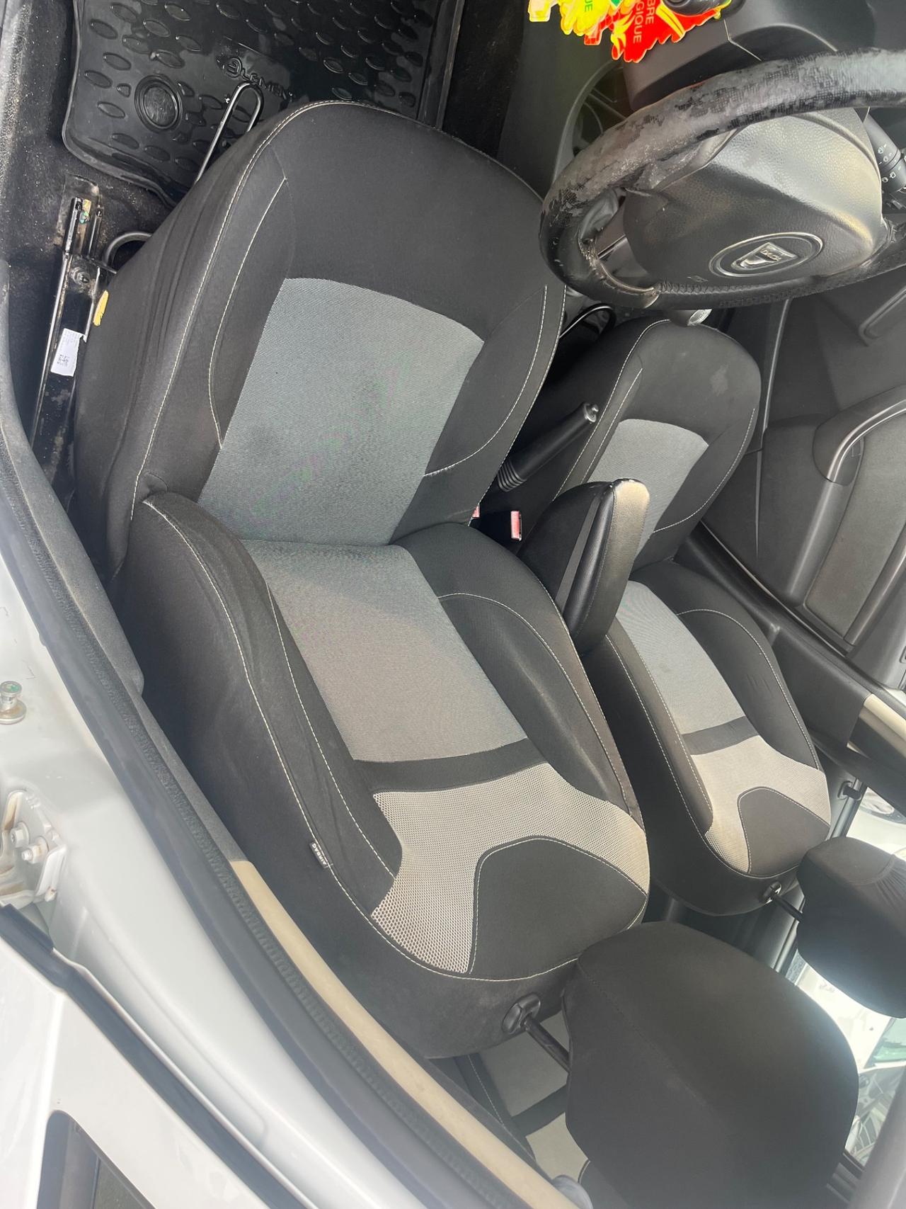 Dacia Duster 1.5 dCi 110CV Start&Stop 4x2 Serie Lim. Black Shadow